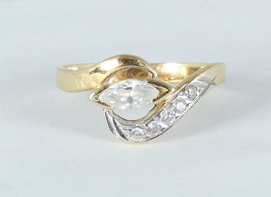 Solid 18ct Yellow Gold Marquise Navette & Round Cut CZ Dress Ring Size 6.5 M 52