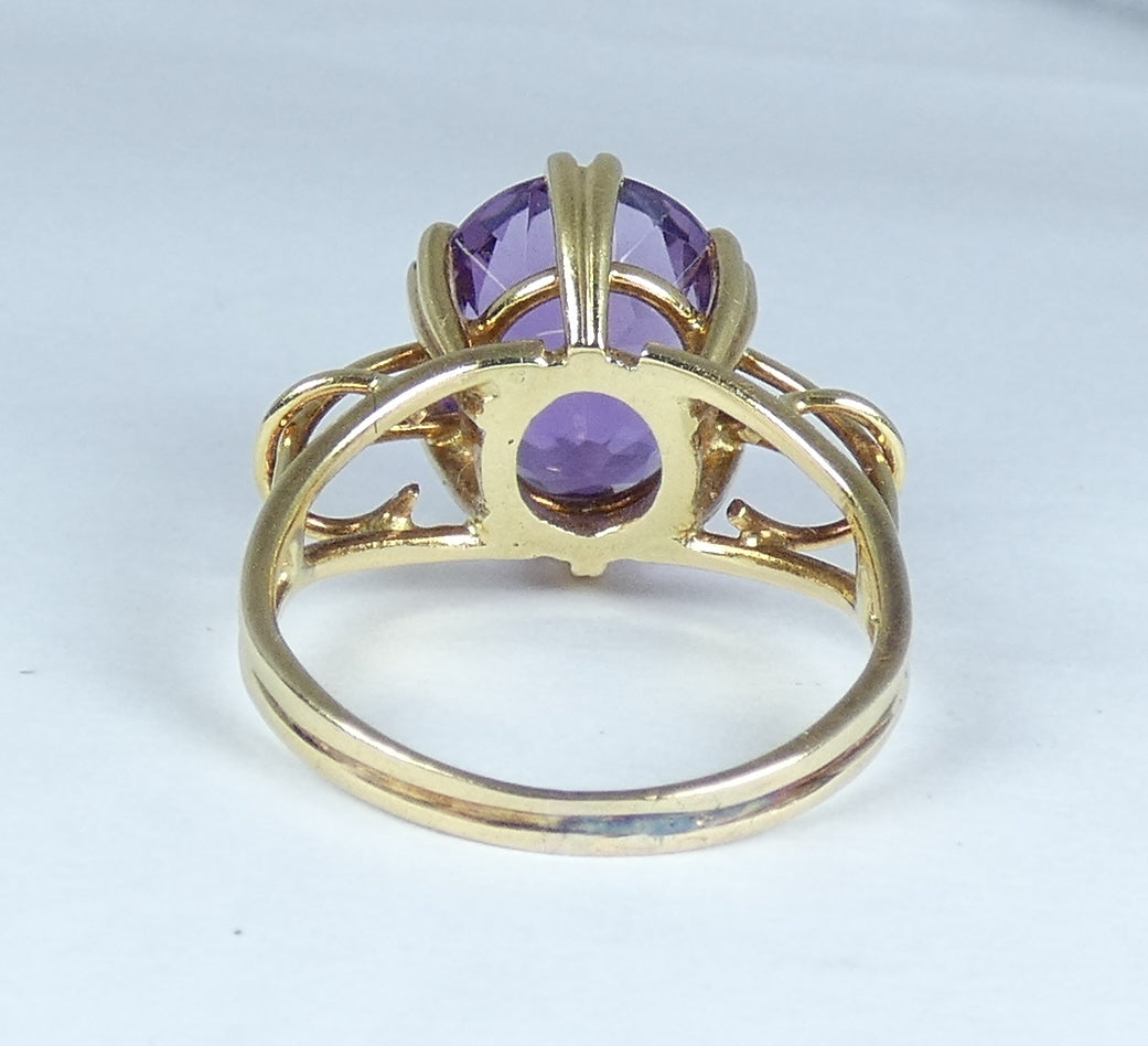 Solid 18ct Yellow Gold Purple Amethyst Solitaire Cocktail Dress Ring Size 6 L 51