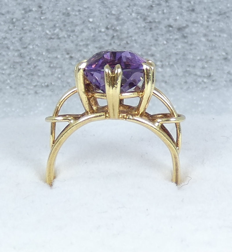 Solid 18ct Yellow Gold Purple Amethyst Solitaire Cocktail Dress Ring Size 6 L 51