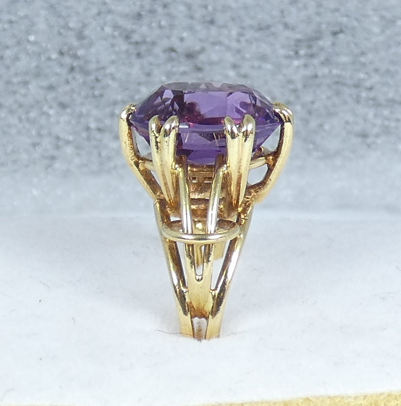 Solid 18ct Yellow Gold Purple Amethyst Solitaire Cocktail Dress Ring Size 6 L 51