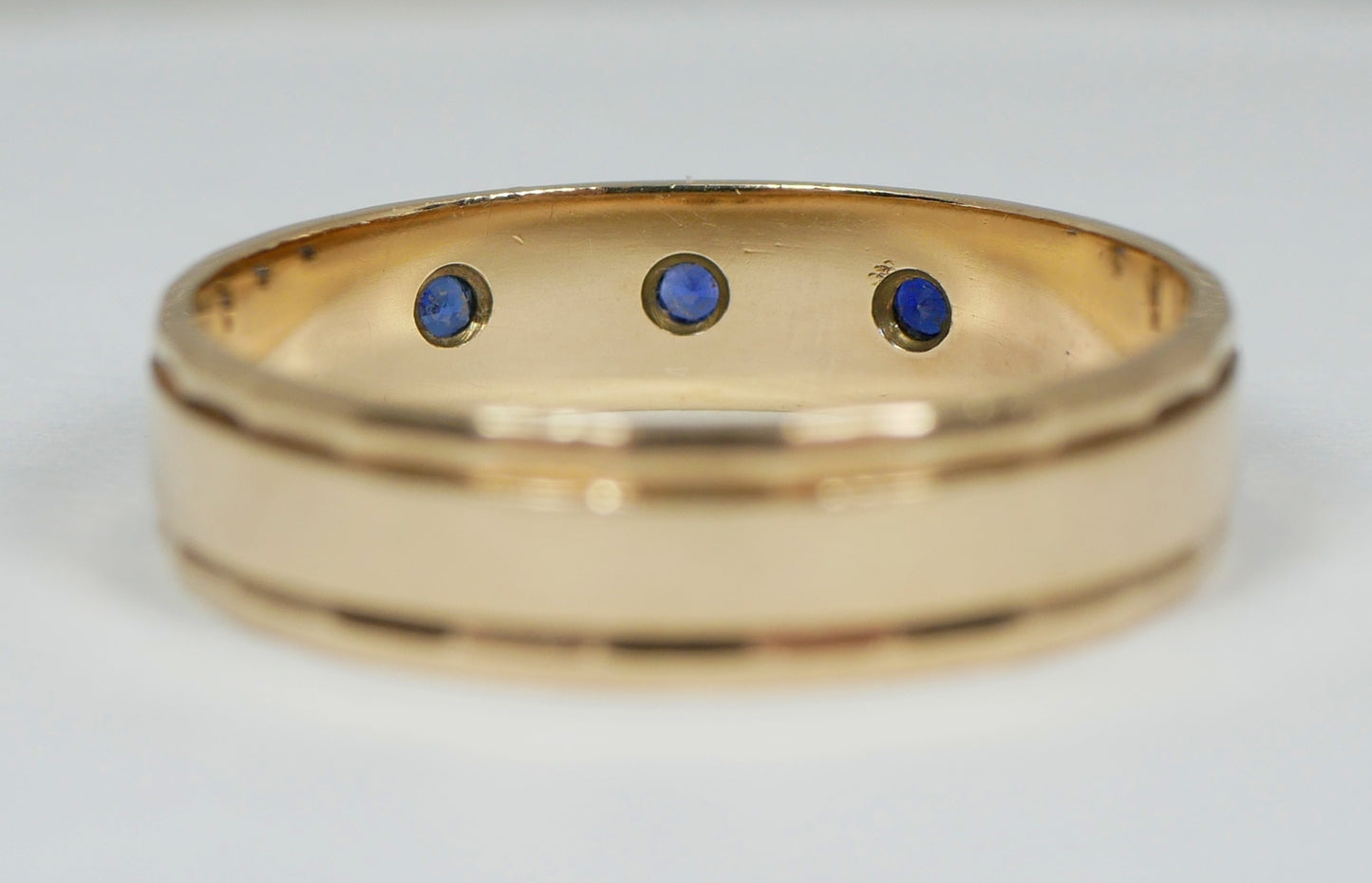 Vintage Solid 9ct Yellow Gold Blue Sapphire Wedding Band Dress Ring Size 8 P 56