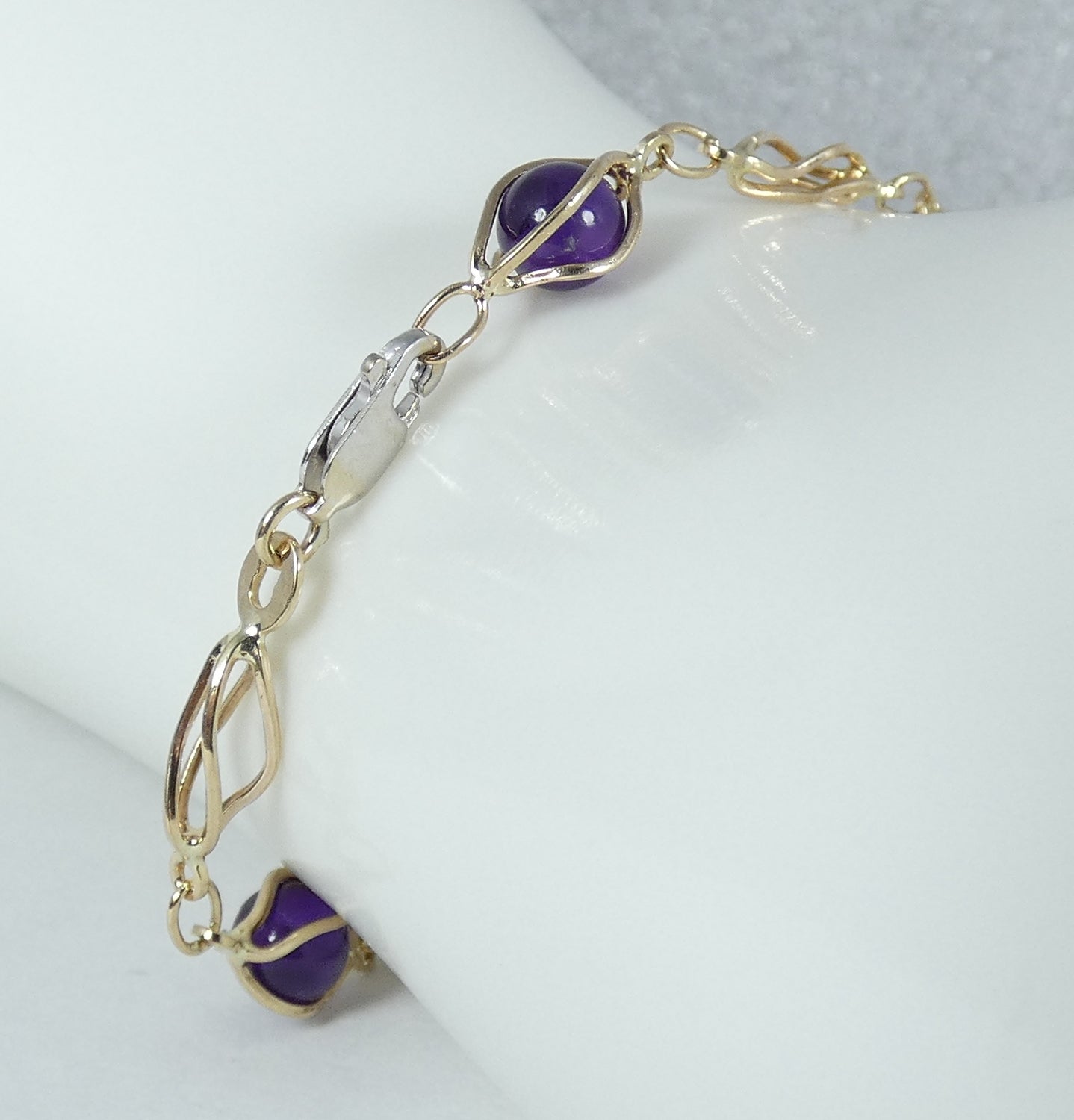 Vintage Solid 9ct Yellow Gold 19cm 7.5" Caged Spherical Amethyst Chain Bracelet