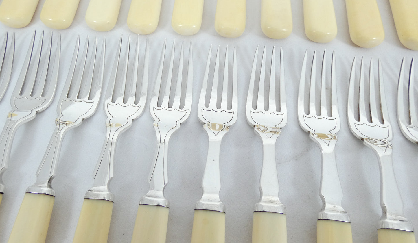 Antique Art Deco 1933 Set 24 Sterling Silver Fish Dessert Knives Forks Cutlery