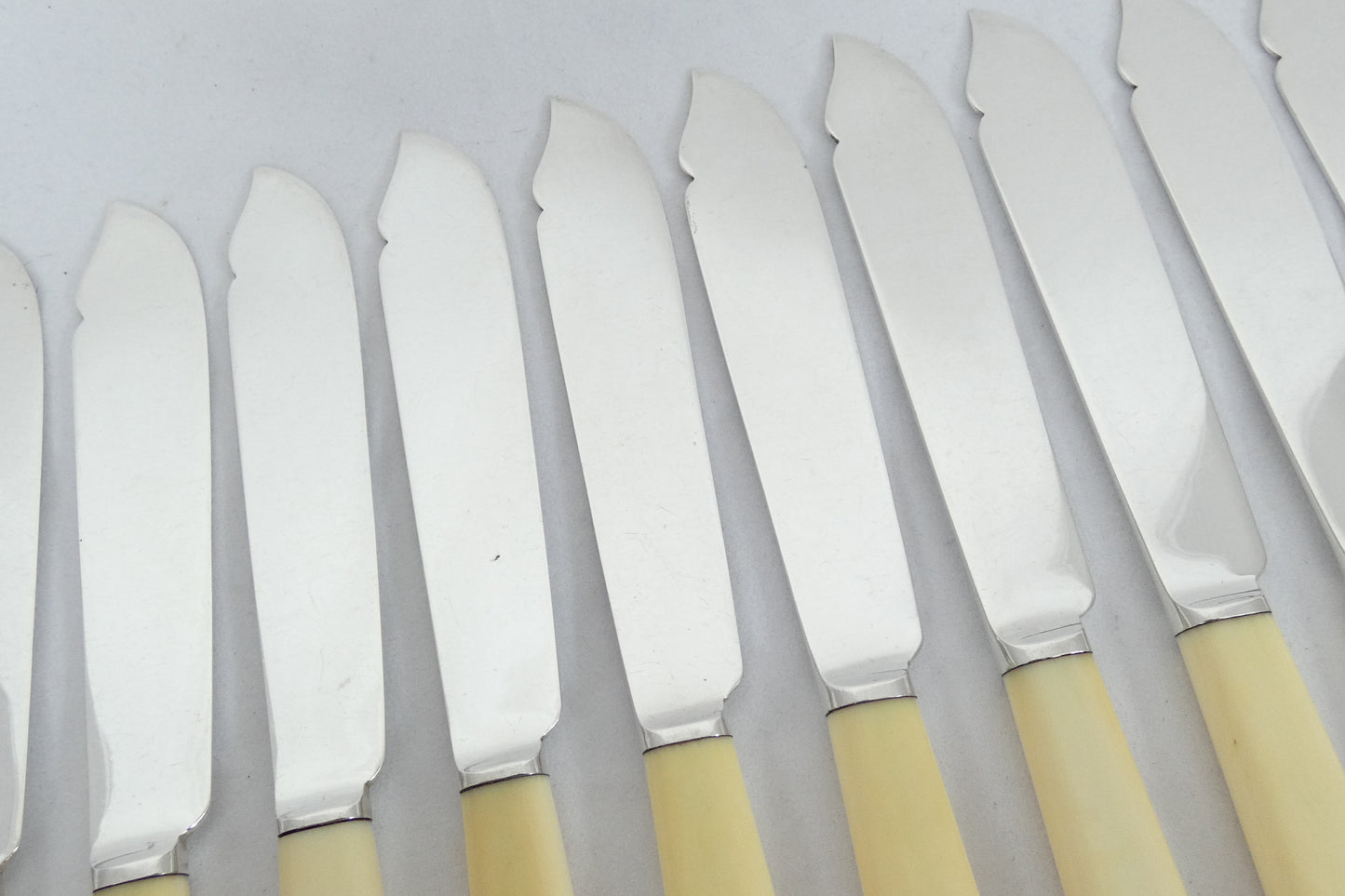 Antique Art Deco 1933 Set 24 Sterling Silver Fish Dessert Knives Forks Cutlery