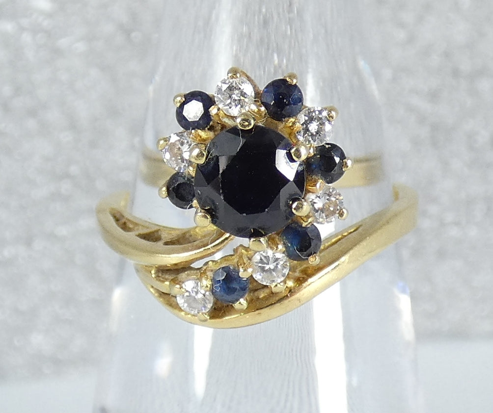 Vintage Solid 18ct Yellow Gold Sapphire & Diamond Dress Ring Size 6.5 M 52