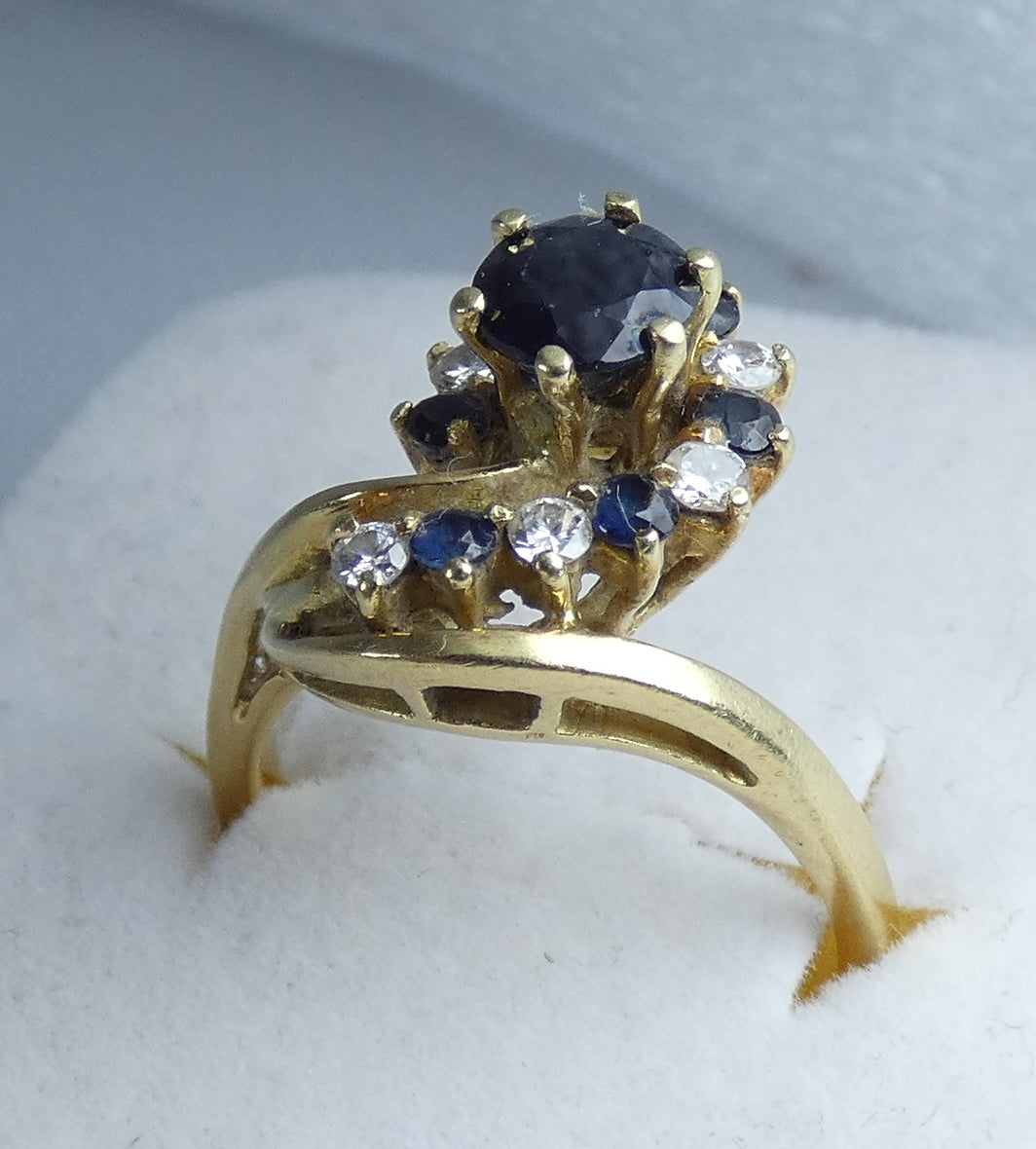 Vintage Solid 18ct Yellow Gold Sapphire & Diamond Dress Ring Size 6.5 M 52