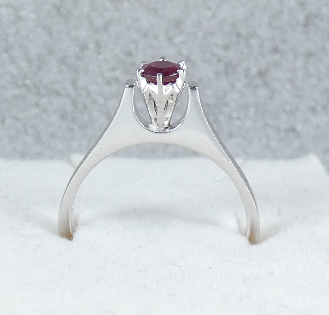 Solid 18ct White Gold 4mm Natural 0.17ct Ruby Solitaire Dress Ring Size 7 N 54
