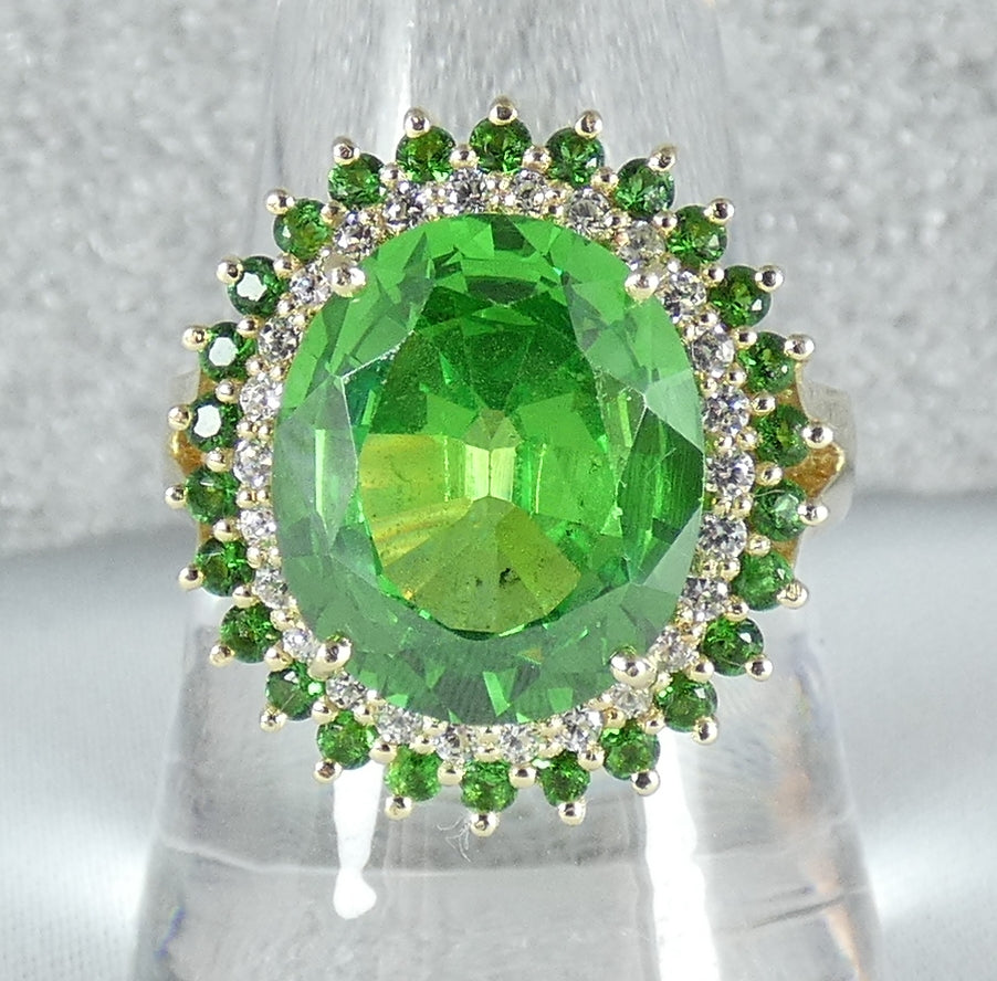 Solid 14ct Yellow Gold Green Peridot Cocktail Cluster Dress Ring Size 10 T 61
