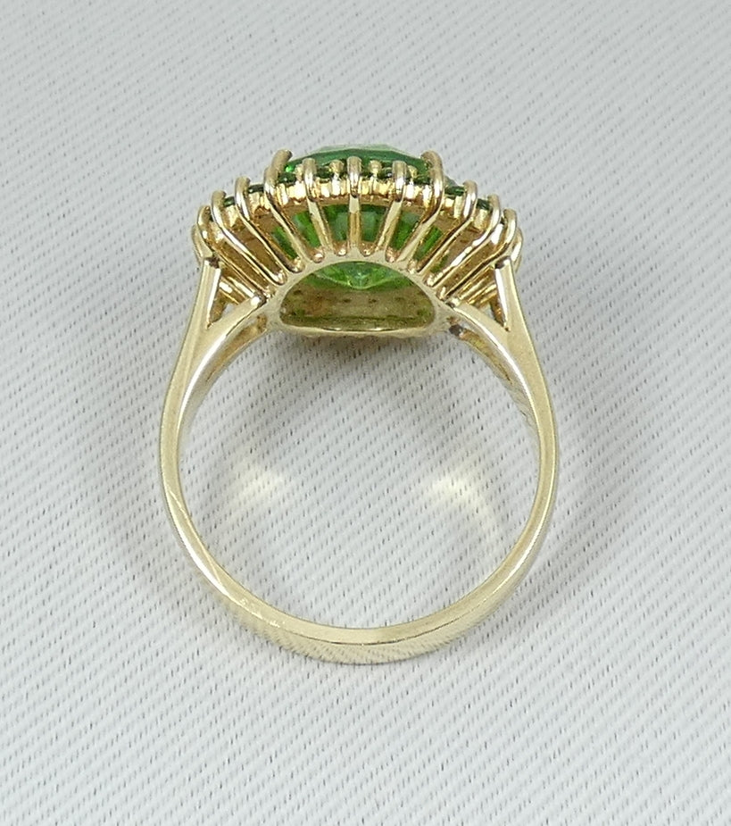 Solid 14ct Yellow Gold Green Peridot Cocktail Cluster Dress Ring Size 10 T 61