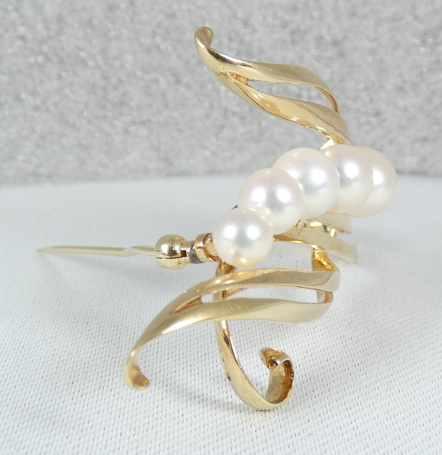 Vintage Large Solid 14ct Yellow Gold Mikimoto 5 Akoya Pearl Brooch Pin Japan 585