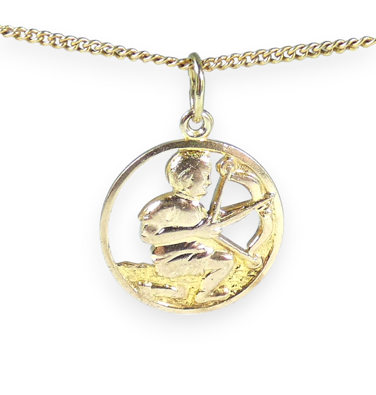 Solid 9ct Yellow Gold Sagittarius Zodiac Archer Bow Arrow Necklace Pendant Charm