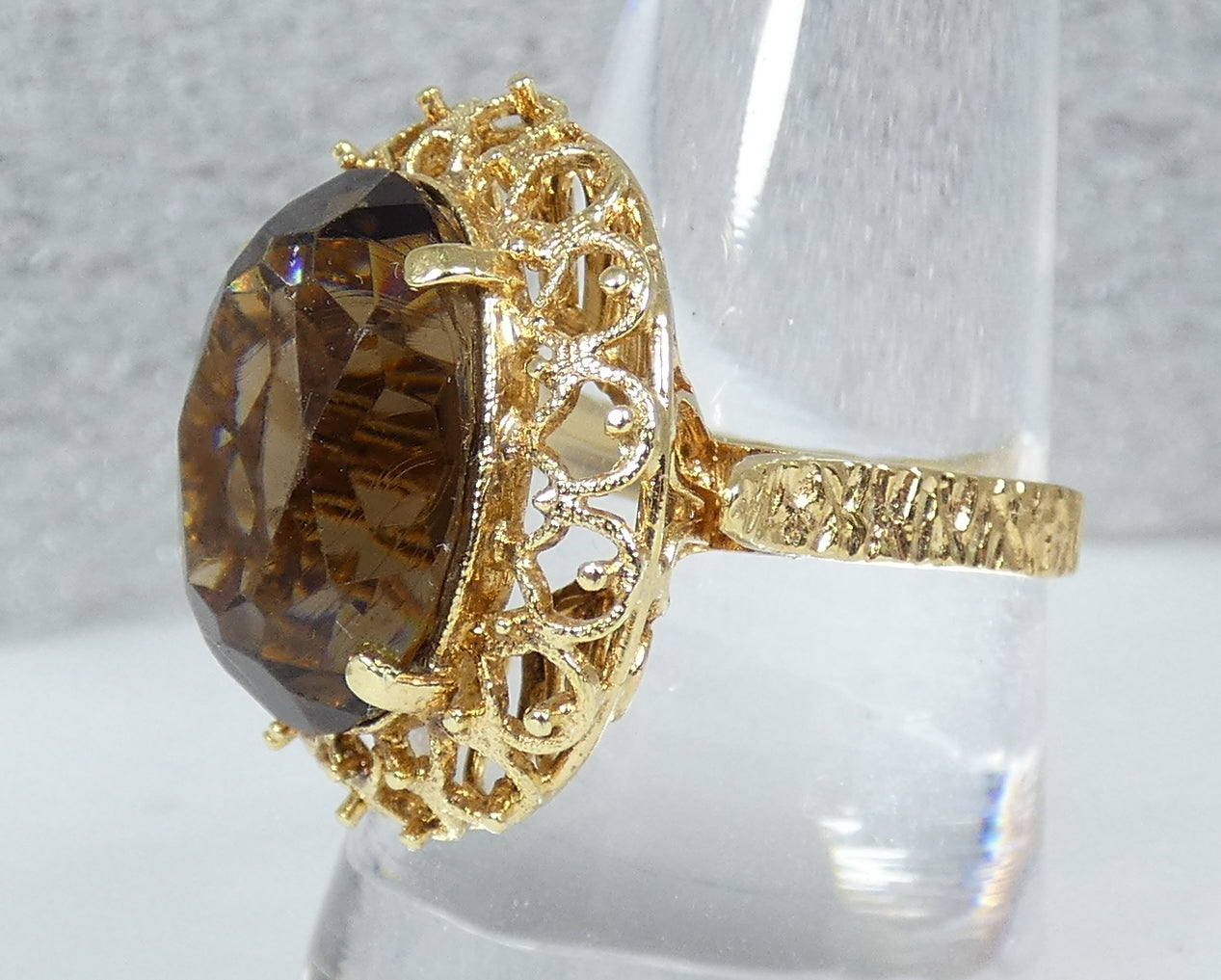 Vintage Italian Solid 18ct Yellow Gold Smoky Quartz Cocktail Ring Size 9 R 59