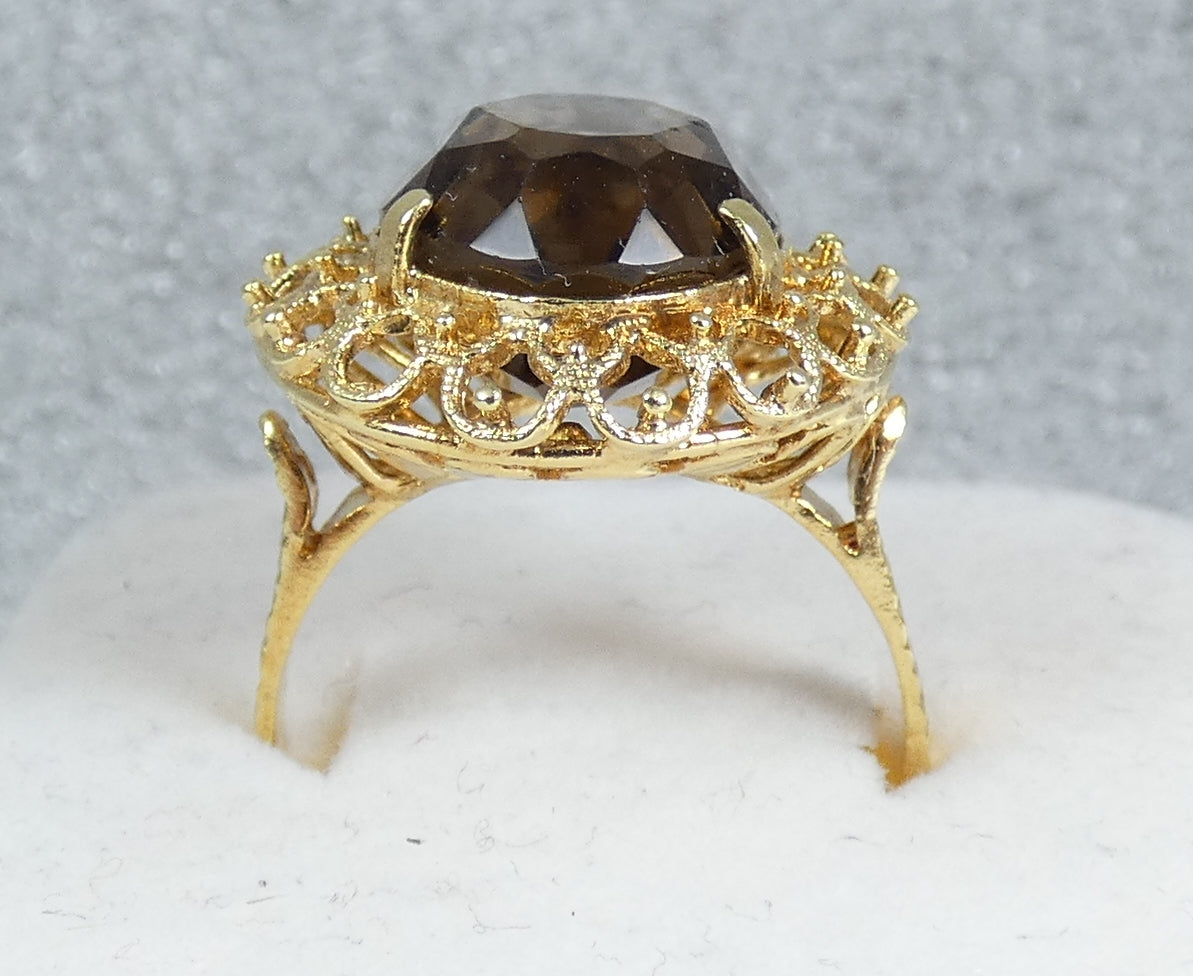 Vintage Italian Solid 18ct Yellow Gold Smoky Quartz Cocktail Ring Size 9 R 59