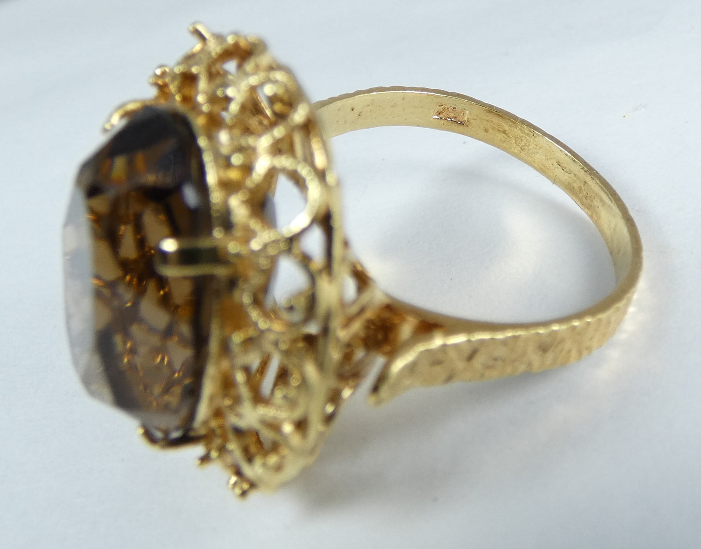 Vintage Italian Solid 18ct Yellow Gold Smoky Quartz Cocktail Ring Size 9 R 59