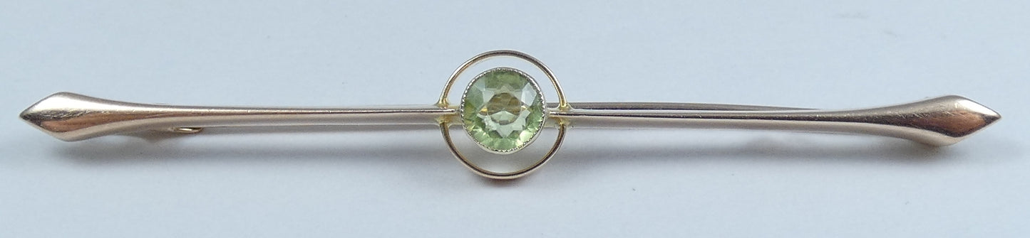 Antique Vintage Solid 9ct Yellow Gold Peridot Solitaire 58mm Bar Brooch Pin 375