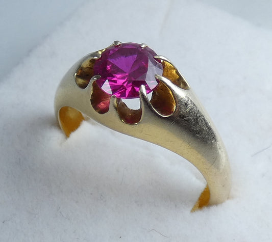Vintage Heavy Solid 9ct Yellow Gold Pink Red Ruby Signet Dress Ring Size 10 T 61
