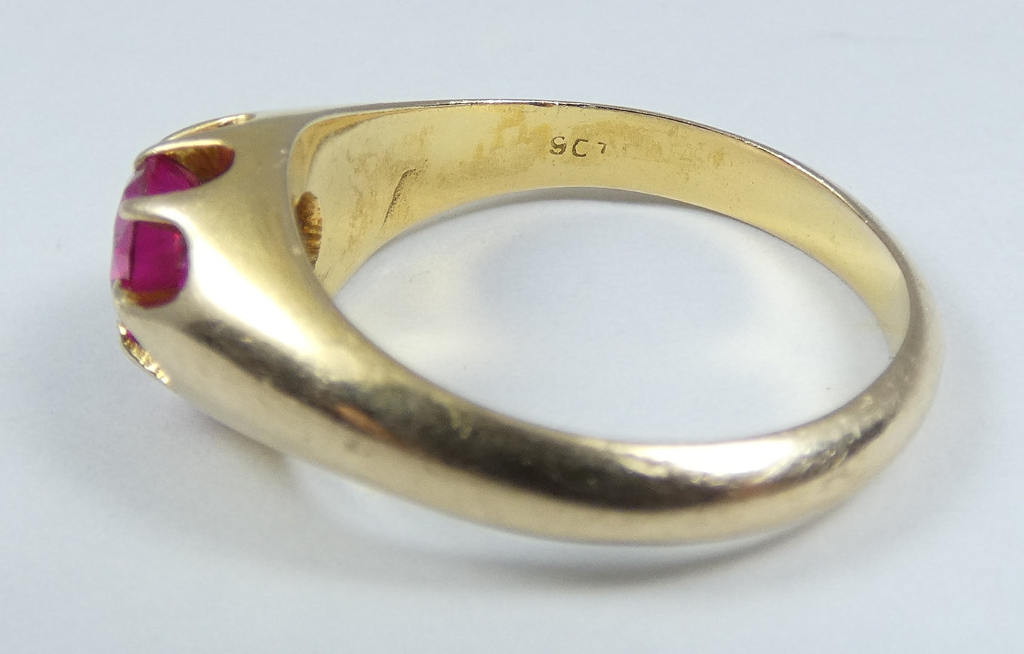 Vintage Heavy Solid 9ct Yellow Gold Pink Red Ruby Signet Dress Ring Size 10 T 61