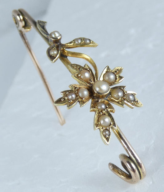 Antique Edwardian 1910 Solid 15ct Yellow Gold & Seed Pearl Flower Bar Brooch Pin
