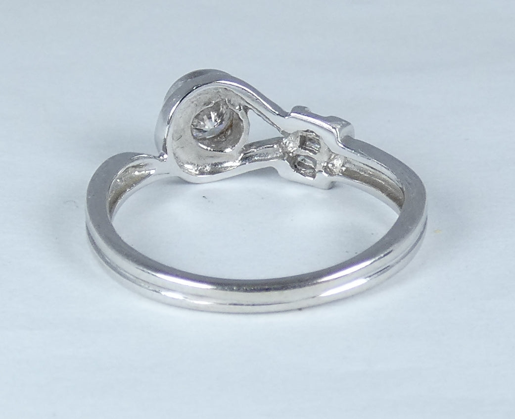 Vintage Solid 18ct White Gold 0.2ct Diamond Buckle Dress Ring Size 5.5 K 50 750