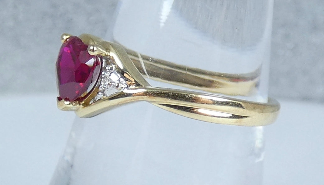Solid 9ct Yellow Gold Ruby & Diamond Love Heart Dress Ring Size 7.5 O 55 JP88