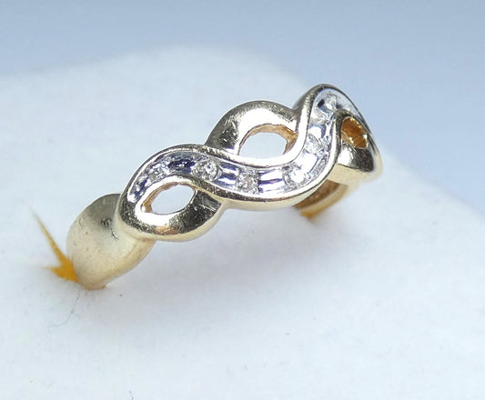 Solid 9ct Yellow Gold & Diamond Twist Swirl Crossover Dress Ring Size 8 P 56