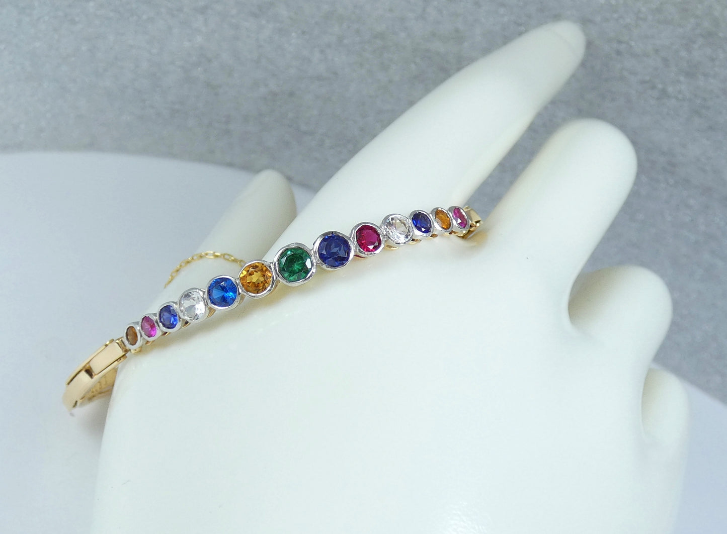 Antique Vintage 15ct Yellow Gold Rainbow Harlequin Gemstone Bracelet Bangle Link