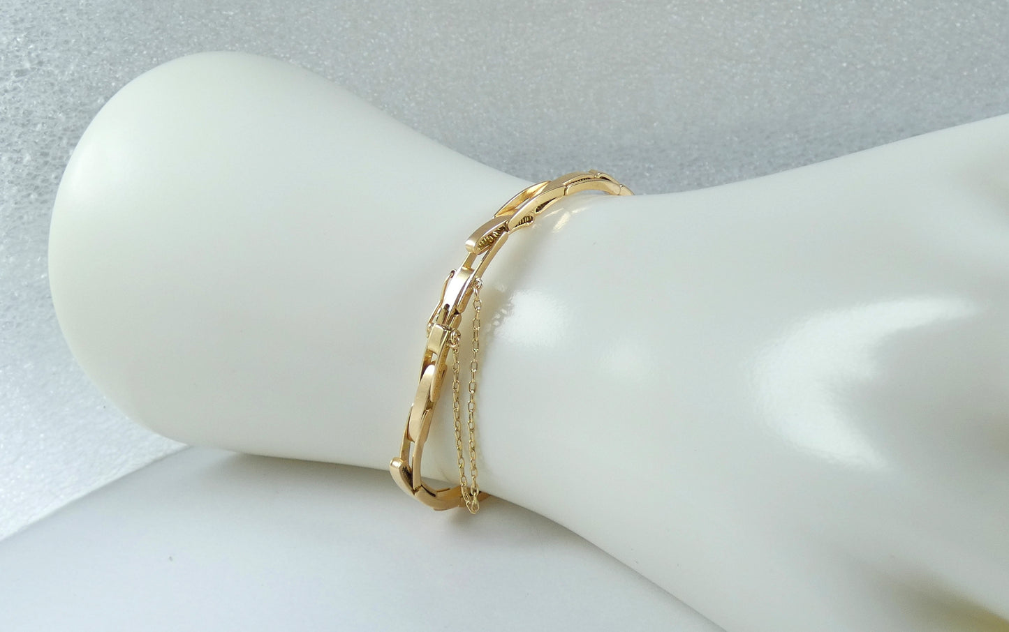 Antique Vintage 15ct Yellow Gold Rainbow Harlequin Gemstone Bracelet Bangle Link