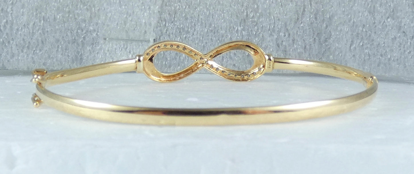 Solid 9ct Yellow Gold & Diamond Infinity Crossover Hinged Bangle Xover Bracelet