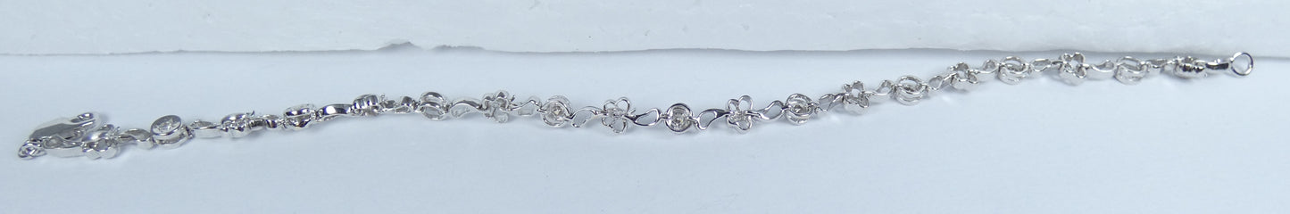 Solid 18ct White Gold & 0.5ct Diamond Butterfly Panel 17.5cm 7.5" Chain Bracelet