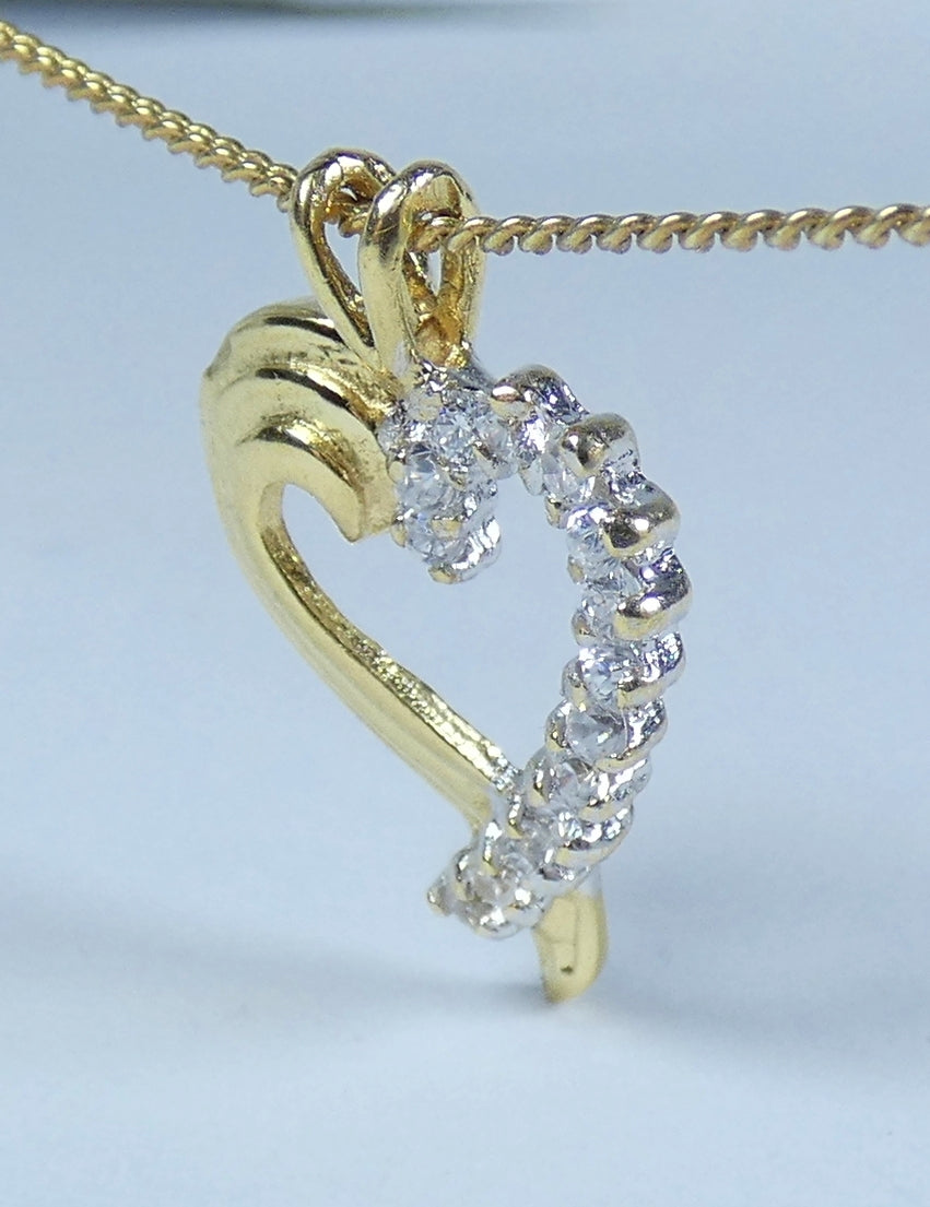 Vintage Italian Solid 18ct Yellow Gold & White Stone Love Heart Necklace Pendant