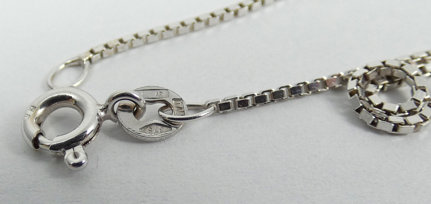 Italian Solid 9ct White Gold 1mm Box Link 45cm 17.5" Chain Necklace Bolt Clasp