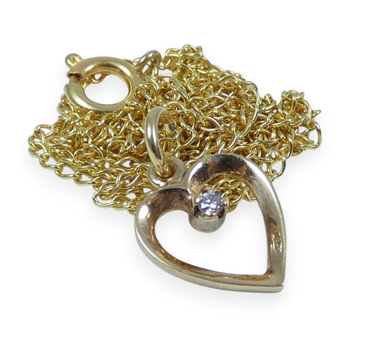 Solid 9ct Yellow Gold Diamond Heart Pendant Necklace 46cm 18" Curb Link Chain