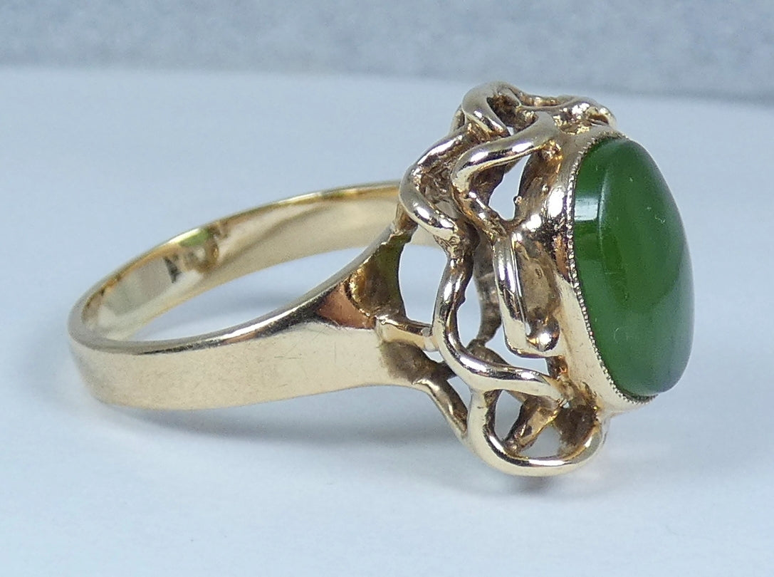 Vintage Solid 9ct Yellow Gold Green Jadeite Jade Cocktail Dress Ring Size 8 P 56