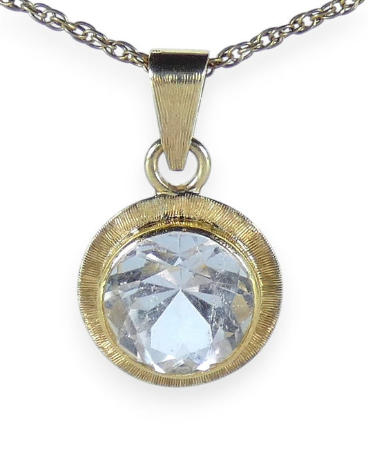 Vintage Solid 9ct Yellow Gold White Topaz Solitaire Textured Necklace Pendant
