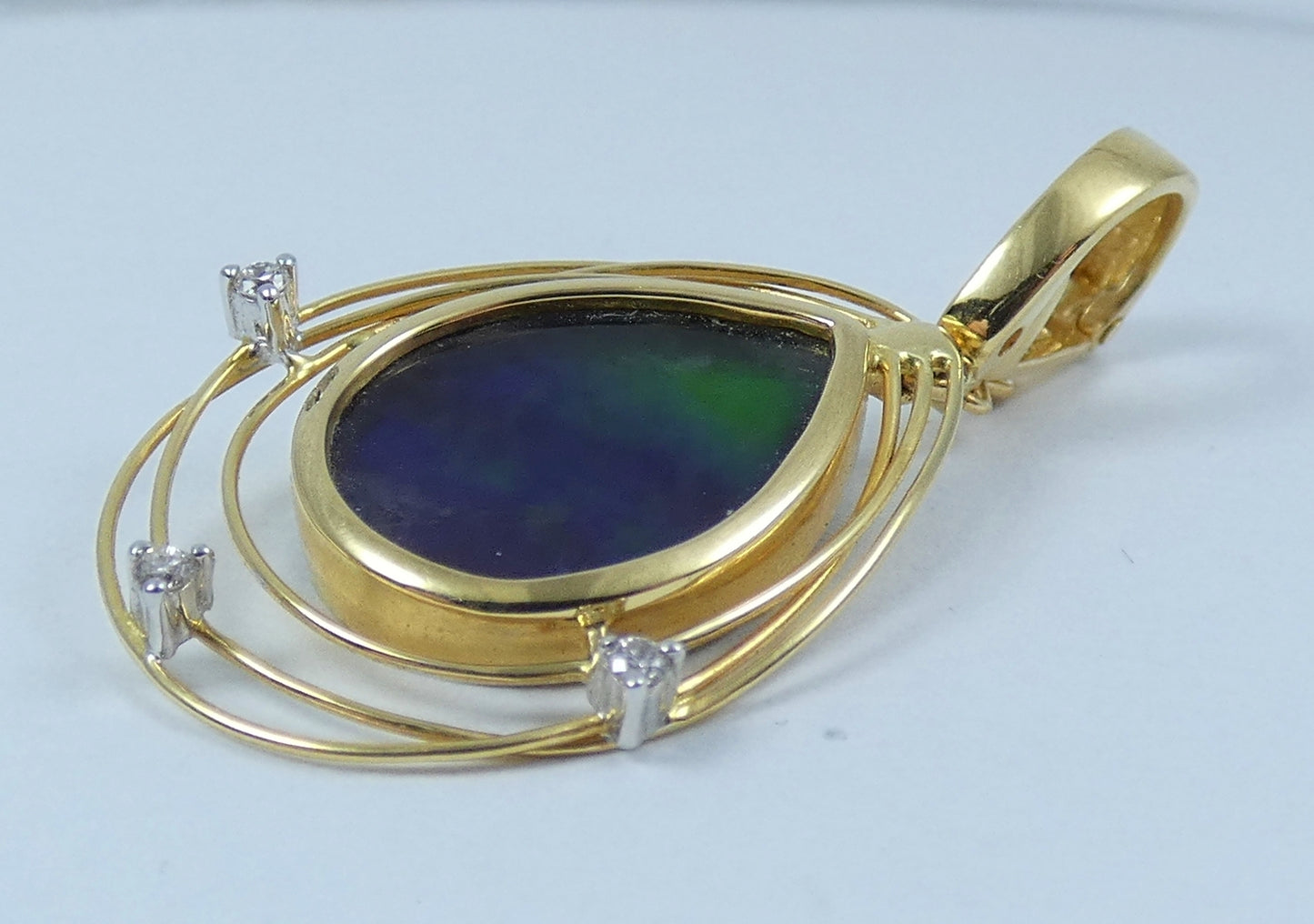 Korite Princess Solara Solid 18ct Yellow Gold Ammolite Diamond Necklace Pendant