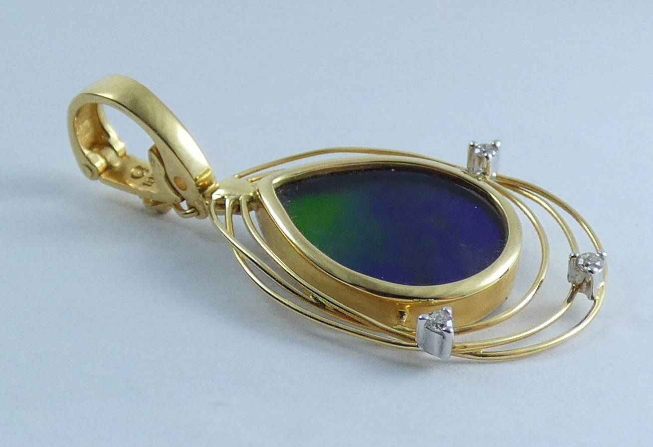 Korite Princess Solara Solid 18ct Yellow Gold Ammolite Diamond Necklace Pendant