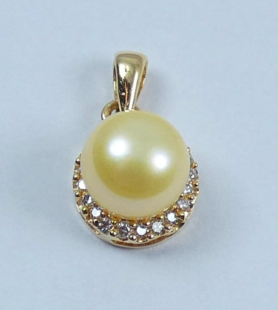 Solid 18ct Yellow Gold 8.5mm Golden Pearl & Diamond Cluster Necklace Pendant 750