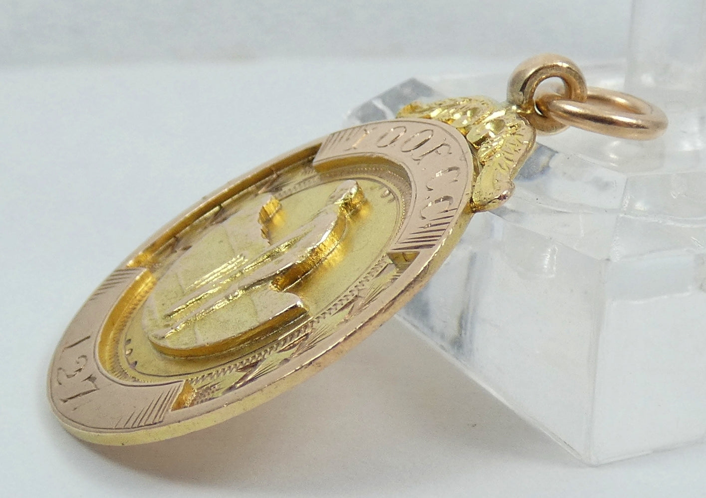 Antique 1930 Solid 9ct Yellow Odd Fellows Cricket Club Sport Medal Fob Pendant