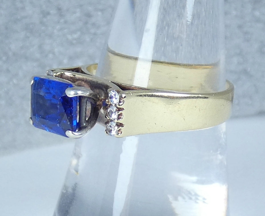 Vintage Solid 9ct Yellow Gold Blue Spinel Cocktail Dress Ring Size 7.5 O 55 375