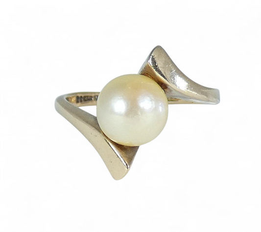 Vintage 1959 English Solid 9ct Yellow Gold Pearl Bypass Dress Ring Size 6.5 M 52