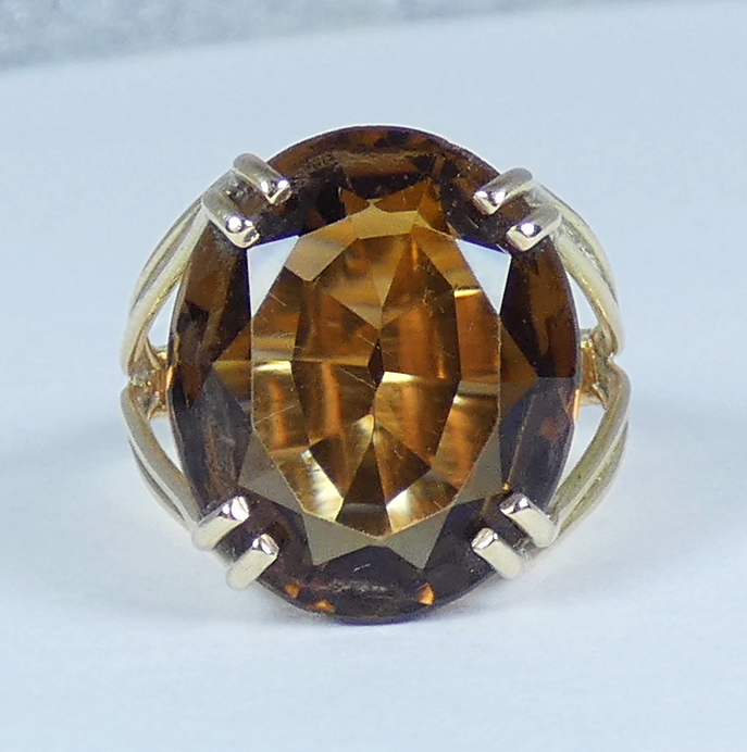 Vintage Solid 9ct Yellow Gold 16mm Smoky Quartz Cocktail Dress Ring Size 6 L 51