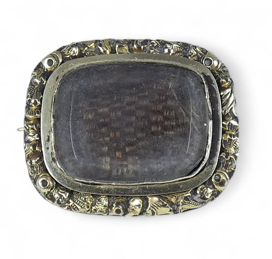 Antique Victorian 1850 Solid 9ct Yellow Gold Plaited Woven Hair Mourning Brooch