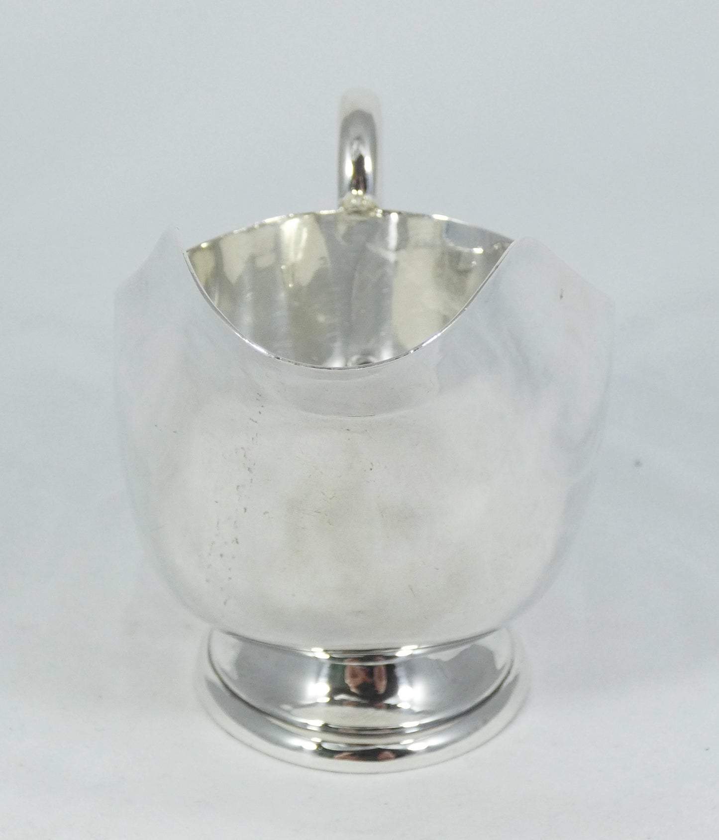 Antique Edwardian 1915 Large Sterling Silver Gravy Boat Sauce Jug Walker & Hall