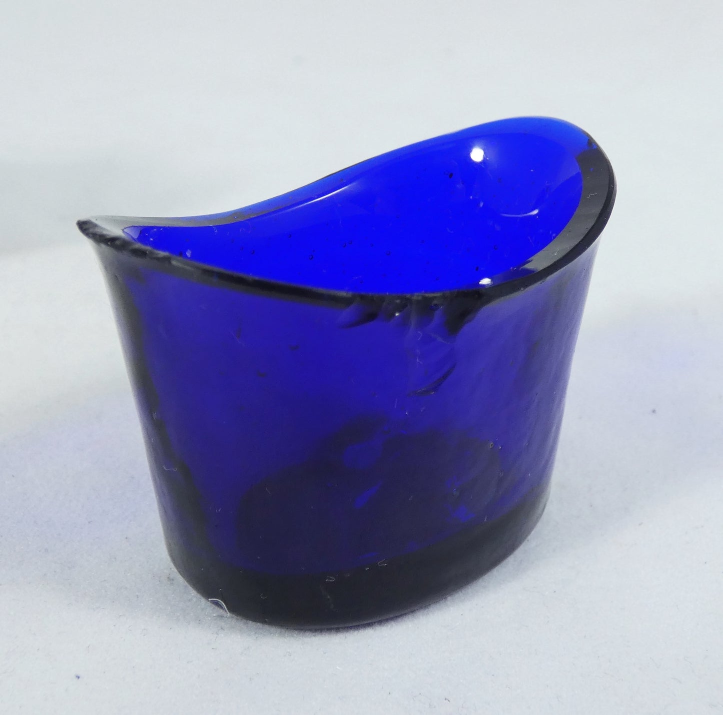 Antique Edwardian 1907 Sterling Silver Mustard Cruet Pot Blue Glass Repousse WA