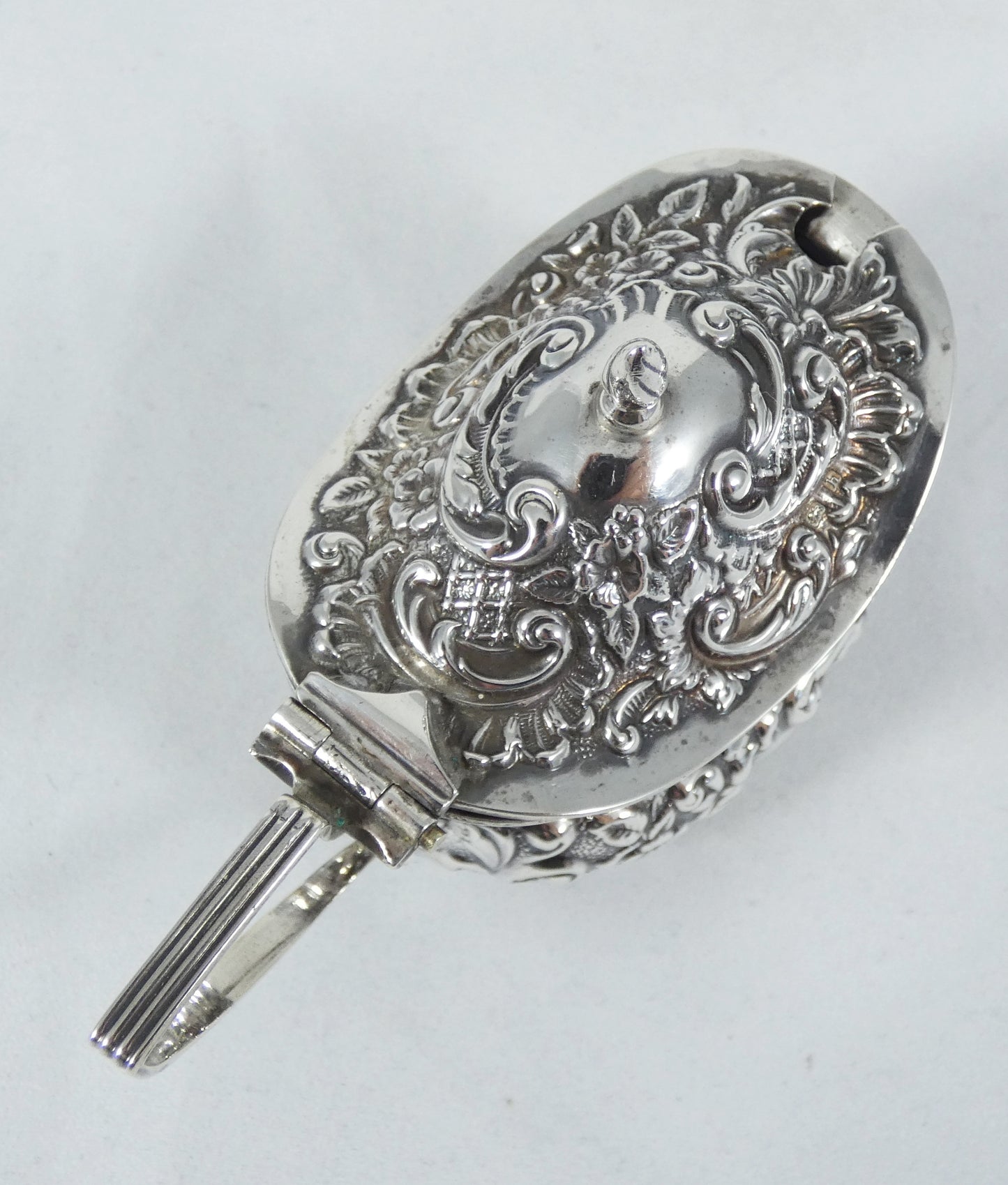 Antique Edwardian 1907 Sterling Silver Mustard Cruet Pot Blue Glass Repousse WA