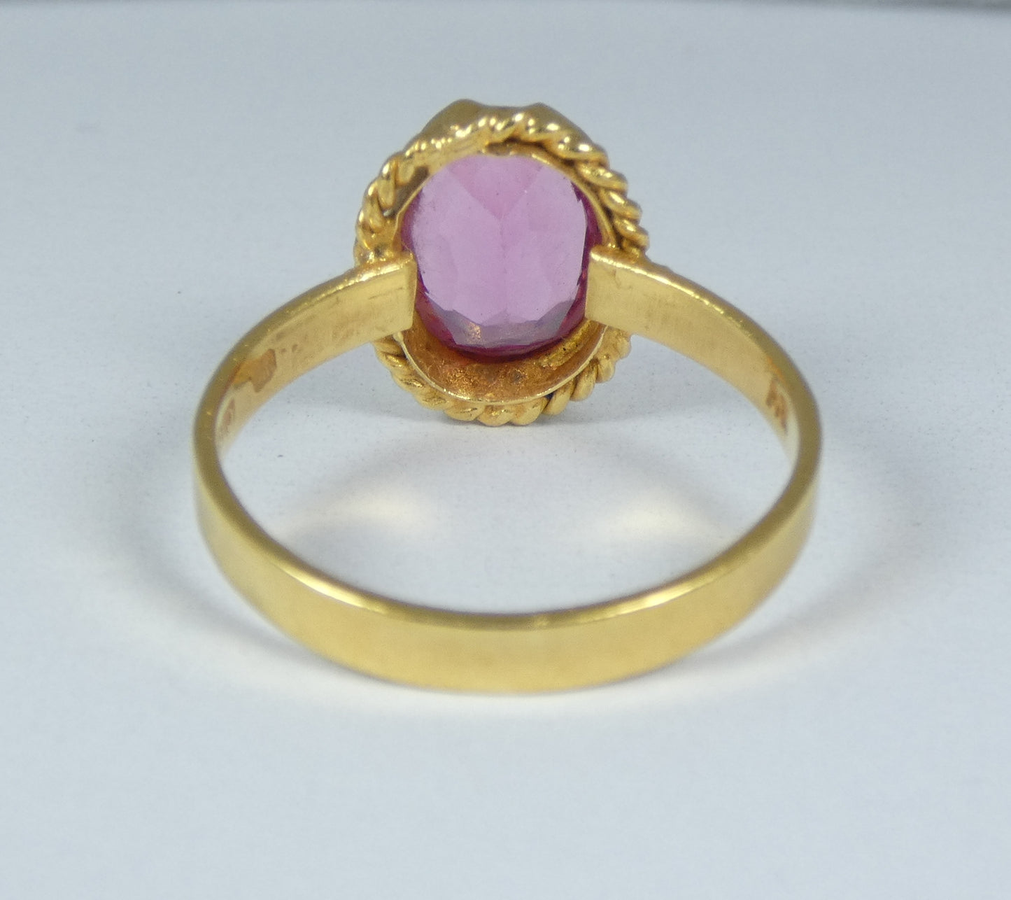 Vintage Solid 18ct Yellow Gold Pink Tourmaline Glass Cocktail Ring Size 7.5 O 55
