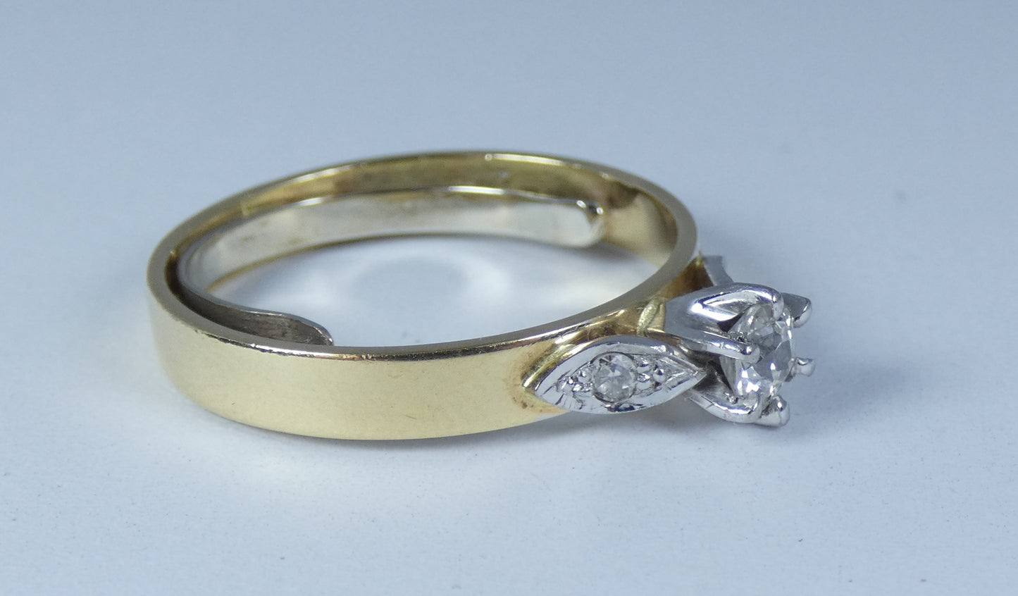 Vintage Solid 18ct Yellow Gold Platinum Diamond Engagement Band Ring Size 8 P 56