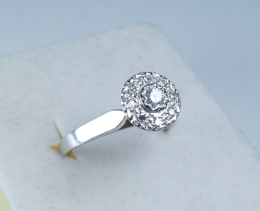 Solid 18ct White Gold & .25ct Diamond Engagement Dress Band Ring Size 8.5 Q 58