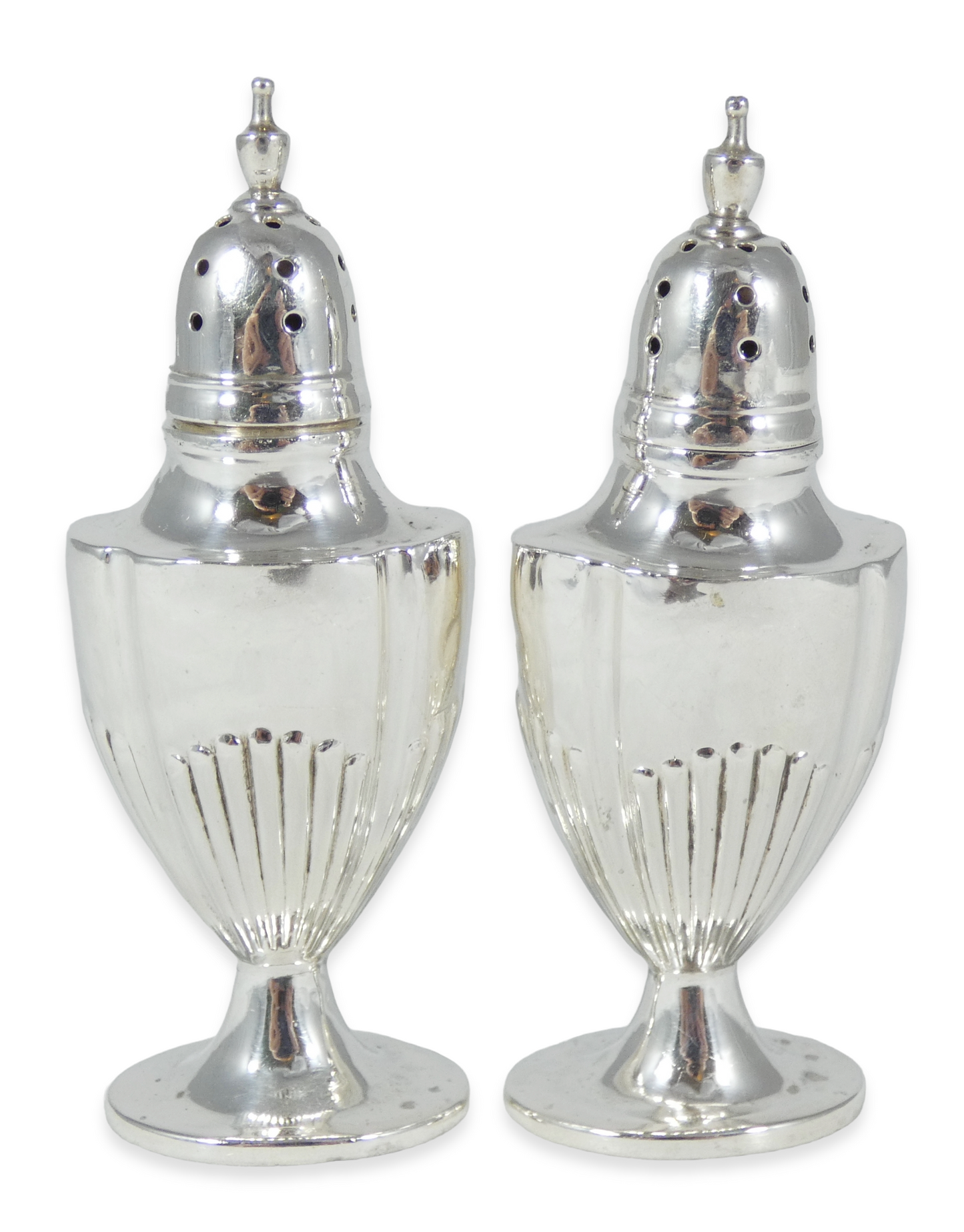Antique Victorian 1898 Pair of Sterling Silver Pepperettes Pepper Salt Shakers