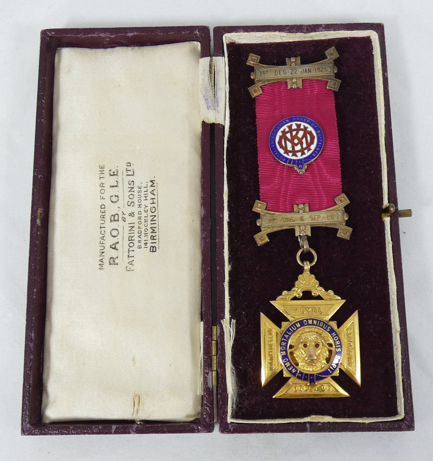 Antique 1932 Heavy 22gm 9ct Yellow Gold RAOB Medal Pendant Royal Buffaloes Sash